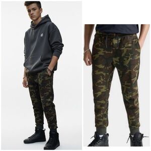 NEW Nike Tech Boys Joggers Large Camo Fleece $100 RETAIL